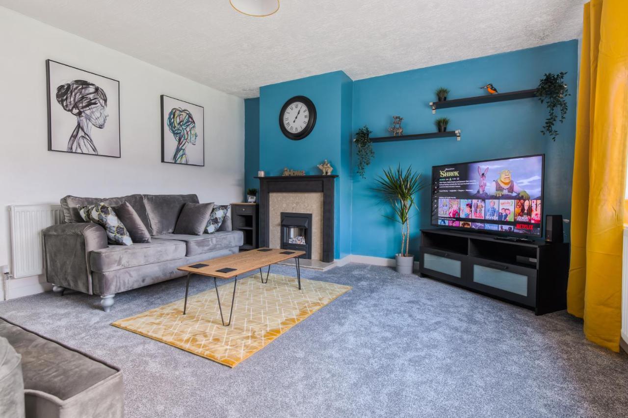 Rookwood House - Spacious Home With Free Parking - Short Stay Leeds Лидс Экстерьер фото